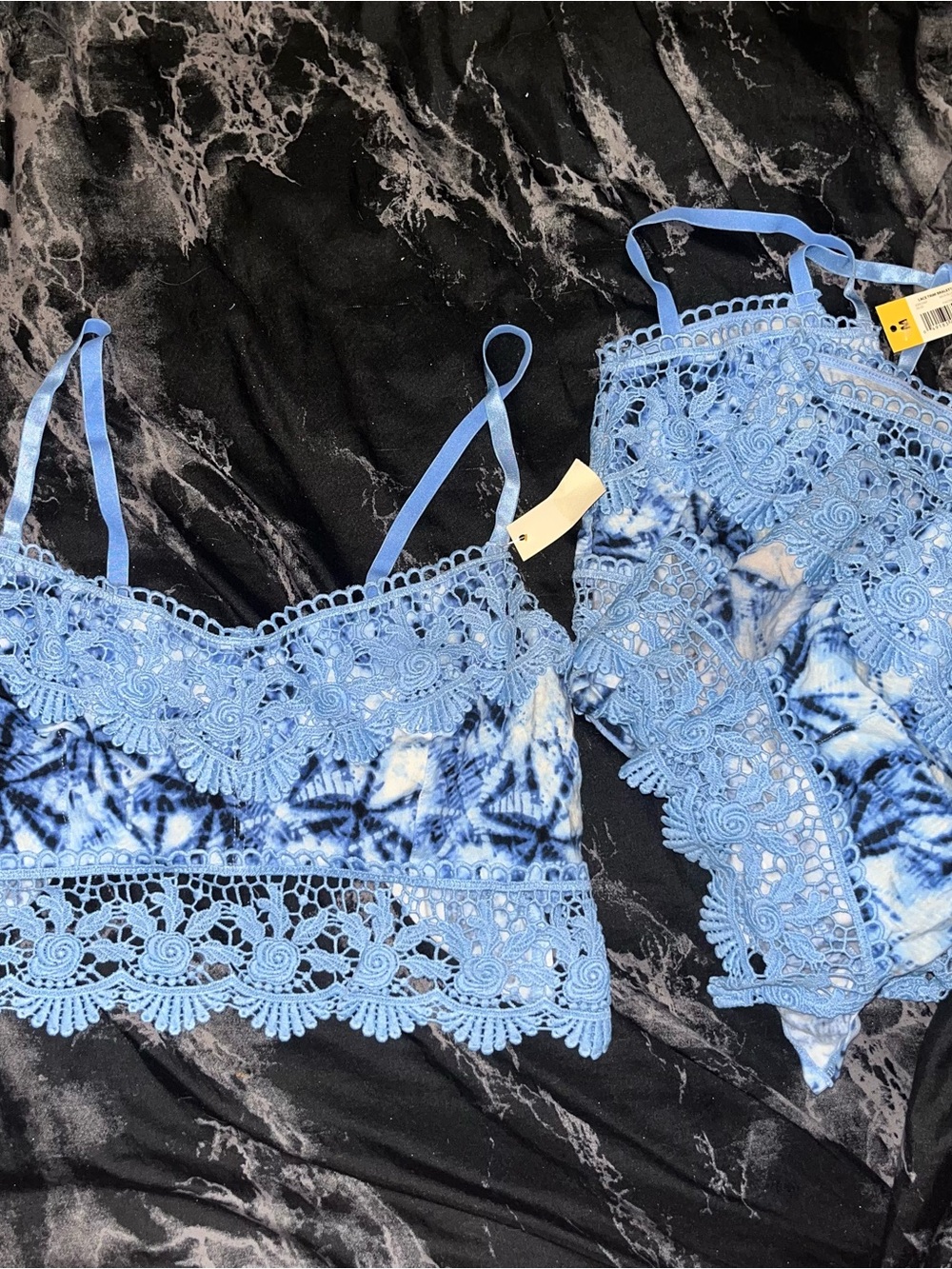 No boundaries Blue Tie-Dye Crochet lace Bralette Set of 5 size m nwt and used